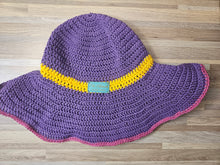 Load image into Gallery viewer, Crochet Couture Beach Hat
